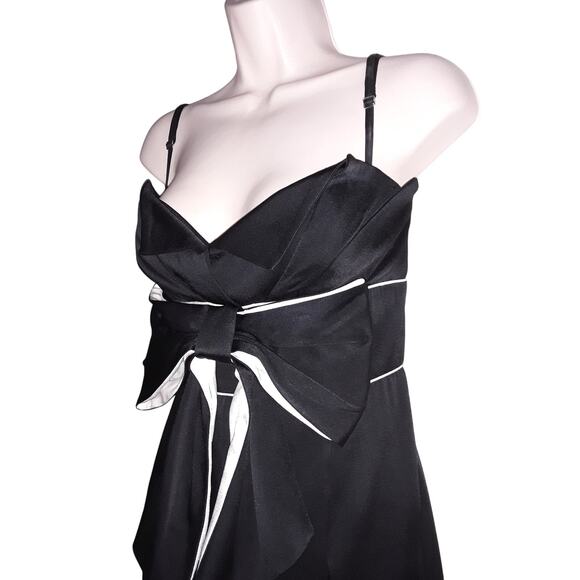 RED Valentino Haute Couture Black & White Cocktail Dress with Bow 44 - Picture 2 of 10